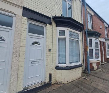 2 bedroom terraced house to rent - Photo 2
