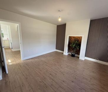 10 Lille Park, Belfast, BT10 0LR - Photo 1