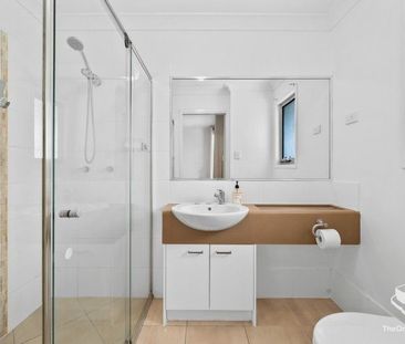 WALKING DISTANCE TO GARDEN CITY, LUXURY TOWNHOUSE FOR RENT, AIRCON ... - Photo 1