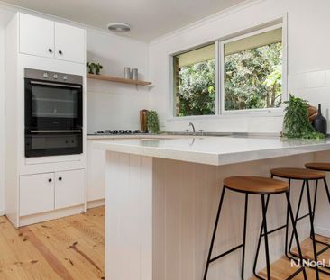 PERFECTLY POSITIONED, LOW-MAINTENANCE LIVING - Photo 4