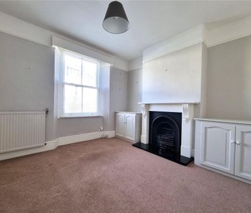 3 bedroom terraced house to rent - Photo 6