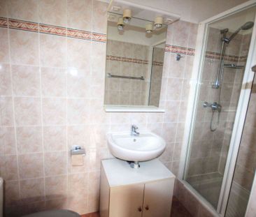 Location Appartement 5 pièces 116m² - Photo 2