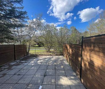 202 Forestglade Crescent - Photo 5