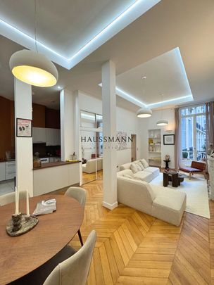 Appartement • Saint Philippe du Roule - Photo 1