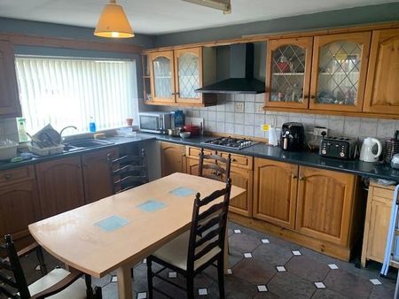 1 bedroom ground floor flat to rent - Photo 2