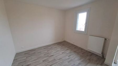 Location appartement T5 93.34m² à Reims (51100) - Photo 4