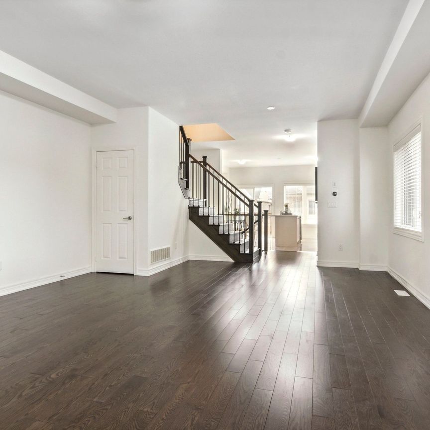 For Lease - 3946 Tufgar Crescent, Burlington, Ontario - Photo 1