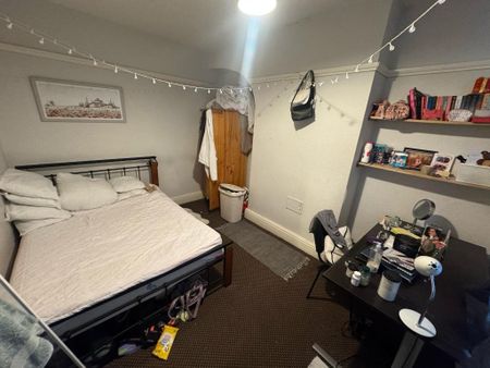 3 bedroom detached house to rent - Photo 5