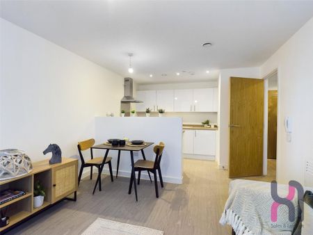 1 bedroom flat to rent - Photo 2