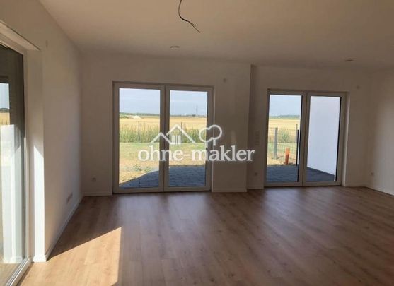 Exklusive Doppelhaushälfte in Feldrandlage von Blumenau - Photo 1