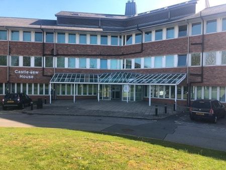 Castleview House,WA7 2DR - Photo 5