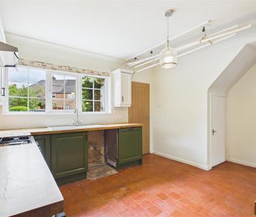 3 bedroom semi-detached house to rent - Photo 6
