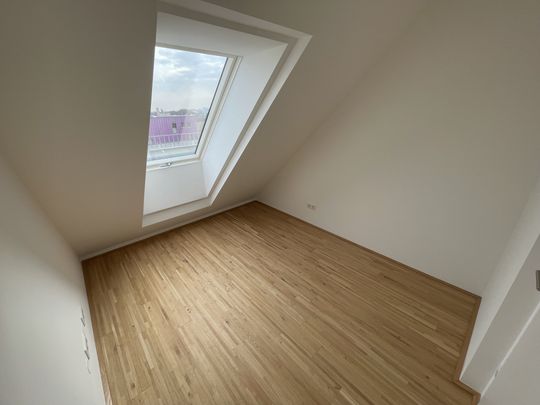 Zwei Dachterrassen, Kühlung & 2 Monate mietfrei: attraktive 3-Zimmer-DG-Wohnung - Foto 1