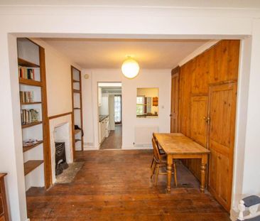 2 bedroom terraced house to rent - Photo 2