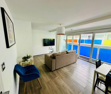 2 bedroom flat to rent - Photo 1