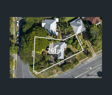 Spacious 3-bedroom home on large corner block – 5km from Brisbane CBD - Photo 4