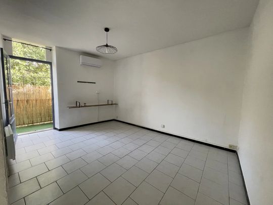 Location Appartement 2 pièces 38m² BEAUMES DE VENISE 84190 - Photo 1