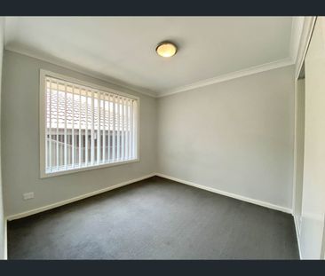 8 Hooghly Avenue, Cameron Park, NSW 2285 - Photo 1