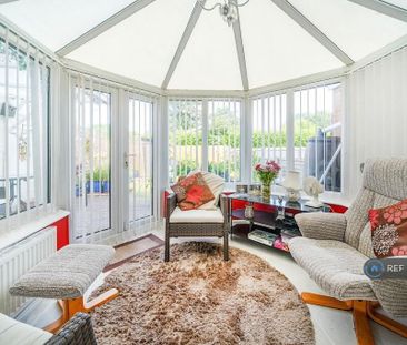 3 bedroom terraced house to rent - Photo 4