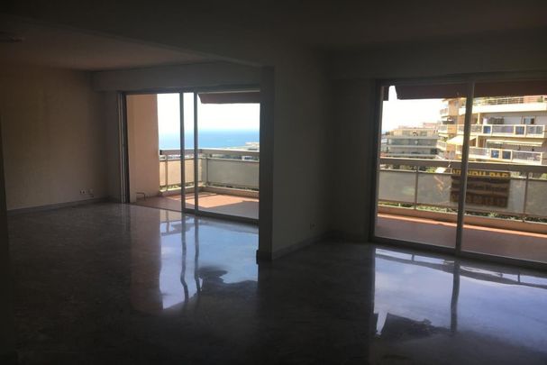 Location Appartement 4 pièces 94m² NICE 06200 - Photo 1
