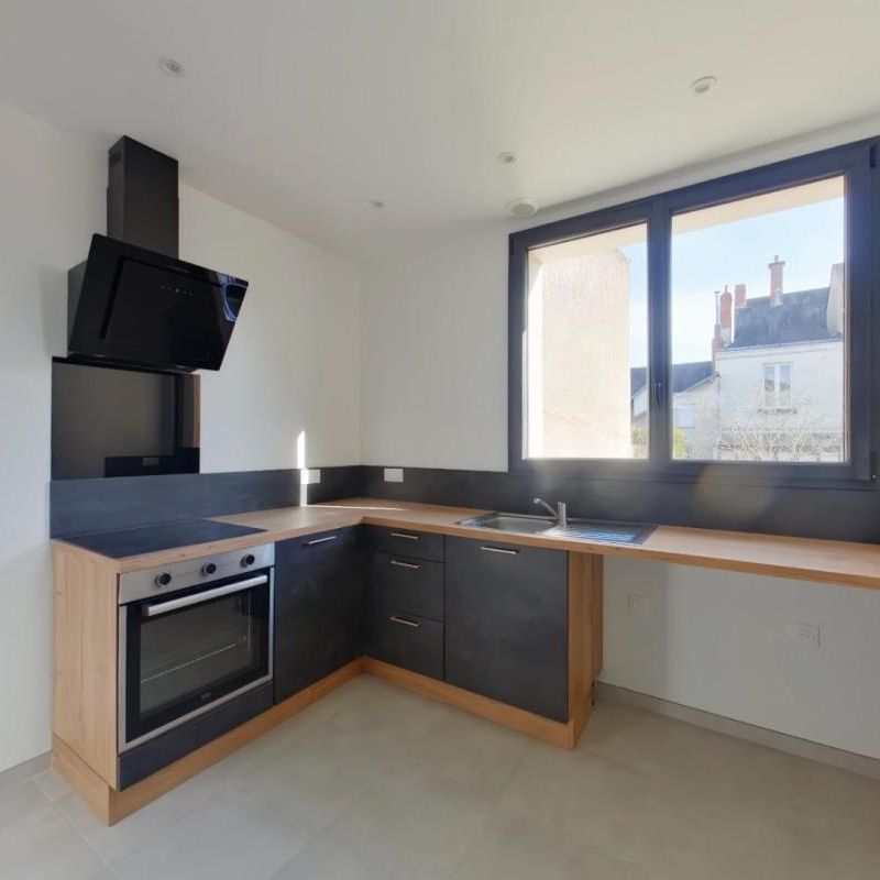 Location Appartement 3 pièces 64m² CHATELLERAULT 86100 - Photo 1