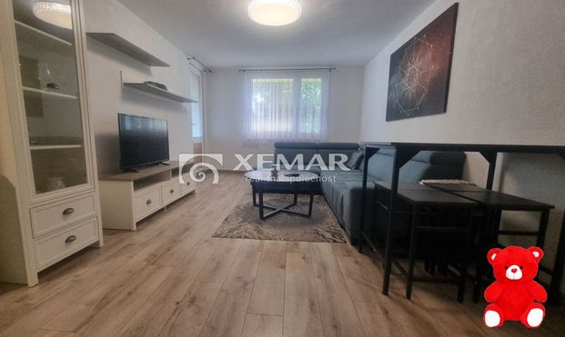 PRENÁJOM 3 izb. byt Banská Bystrica – Fatranská ul. - Fotografia 1