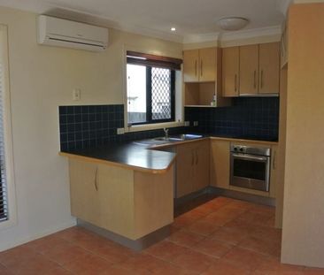 Generous Size and Space. Great courtyard. Capture the Breezes. - Photo 4