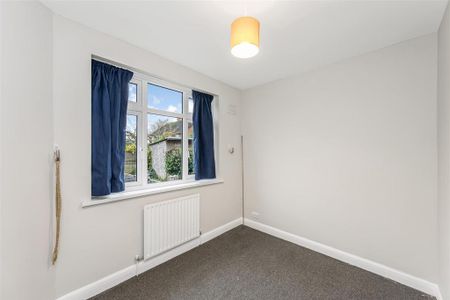 2 bedroom maisonette to rent - Photo 4