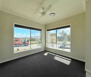 Near new family home at Ripley with every convenience you need - Photo 2