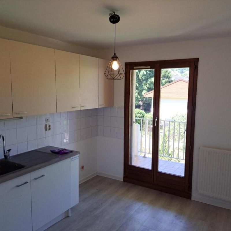 Location Appartement 2 pièces 54m² COGNIN 73160 - Photo 1