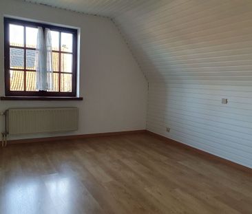 Alleenstaande villa in rustige woonwijk met 2 slaapkamers en garage... - Foto 4