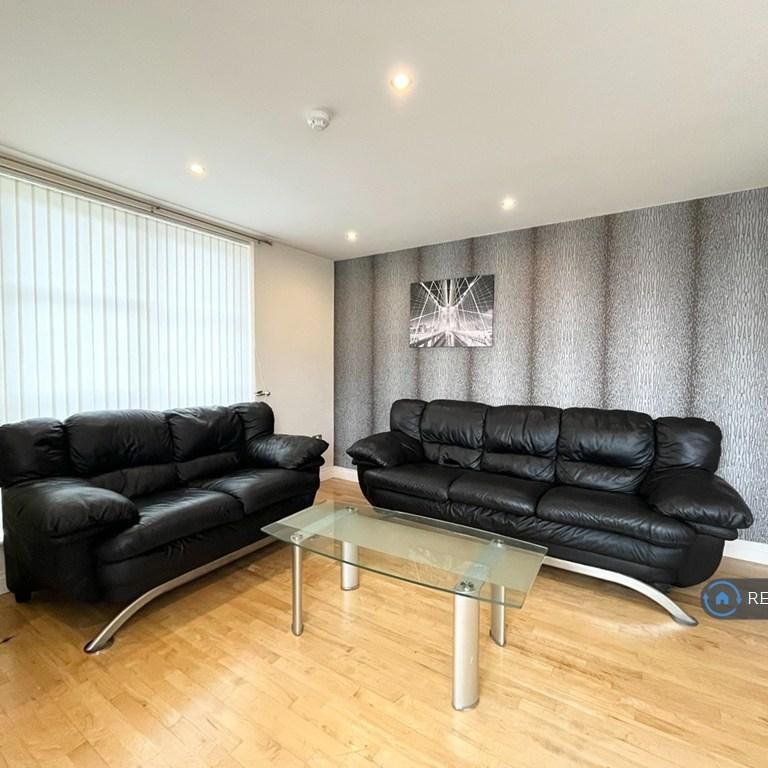 2 bedroom maisonette to rent - Photo 1