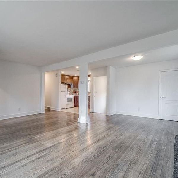 For Lease - 41 FIELDROW Street, Meadowlands - Crestview and Area, Ontario - Photo 1