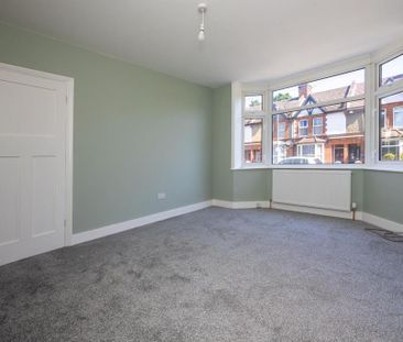 2 bedroom maisonette to rent - Photo 3