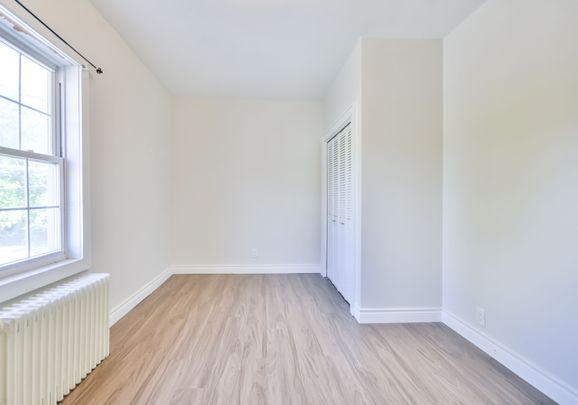 For Lease - 280 Bells Lane Unit# 1, Innisfil, Ontario - Photo 1