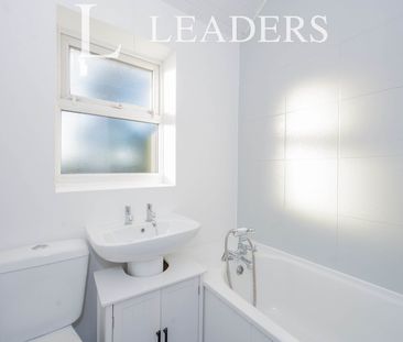 2 bedroom house to rent Allan Road, WA11 - Photo 5