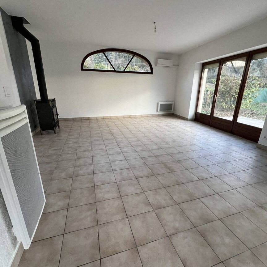 Location appartement 4 pièces 111.19 m² à Mirabel-et-Blacons (26400) - Photo 1
