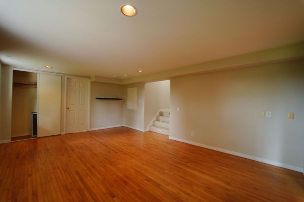 For Lease - 480 Elizabeth Street Unit# Lower Unit, Oshawa, Ontario - Photo 1