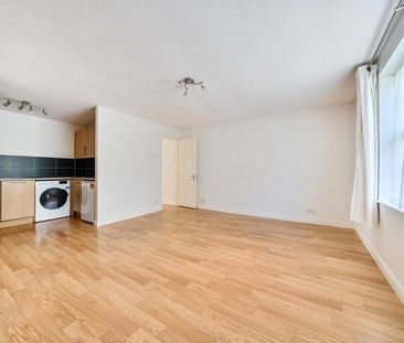 Mill View, CB10, Great Chesterford - Photo 1