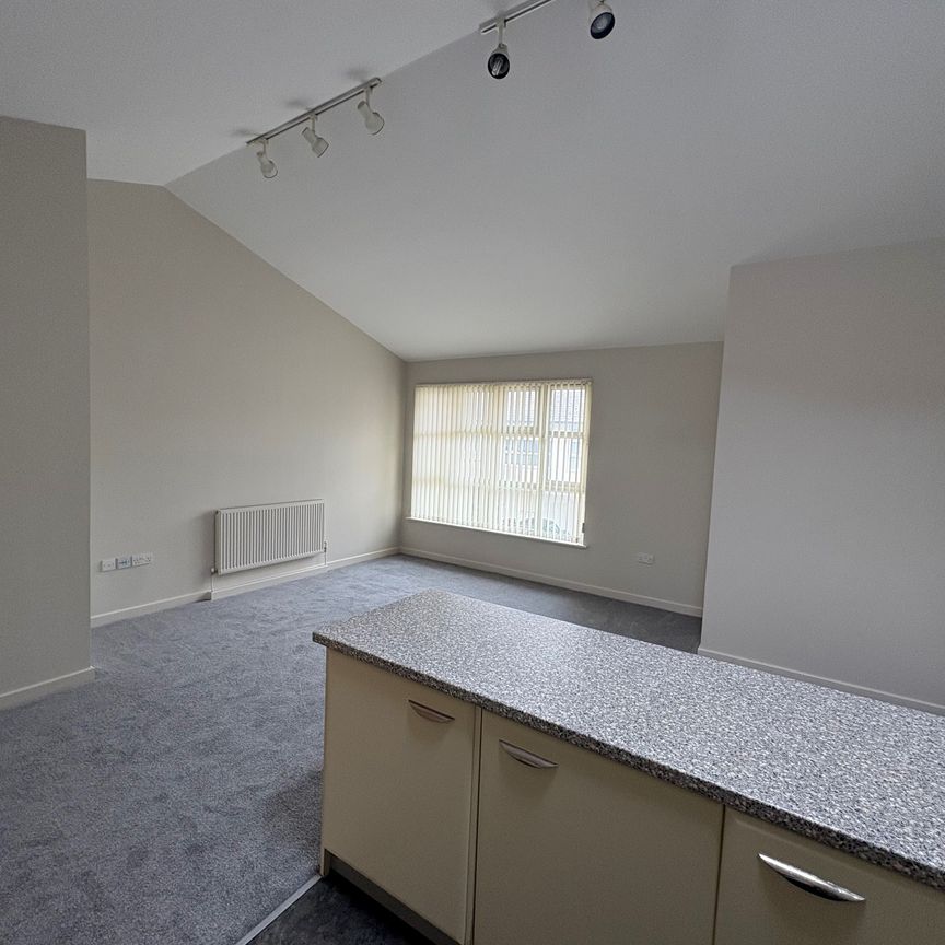 2 bedroom terraced to rent Navier Court, Longfleet Road, Poole, BH15 - Photo 1
