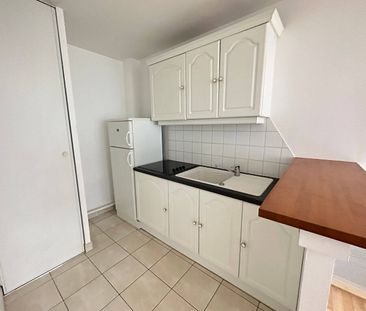 Location appartement 2 pièces 41.69 m² à Lille (59000) Saint Maurice - Photo 1