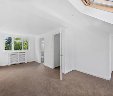 4 bedroom semi-detached house to rent - Photo 6