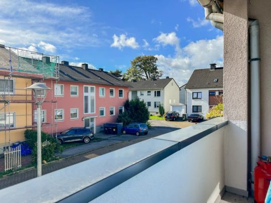 Lichtdurchflutete Balkonwohnung in guter Lage von Bochum Linden! - Foto 1