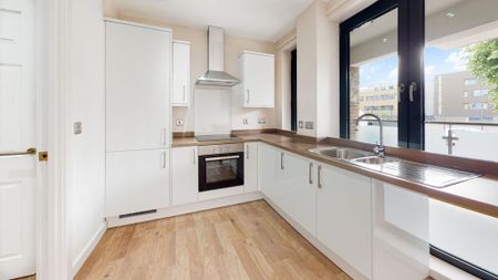 1 bedroom flat to rent - Photo 4