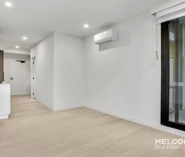 RESORT STYLE LIVING AT IT'S BEST - UNFURNISHED - Photo 2