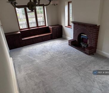 4 bedroom detached house to rent - Photo 1