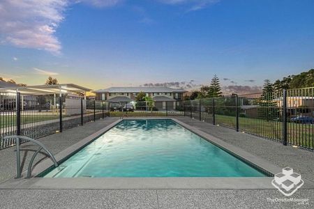 SOUGHT AFTER COMPLEX LIVING! - Photo 2