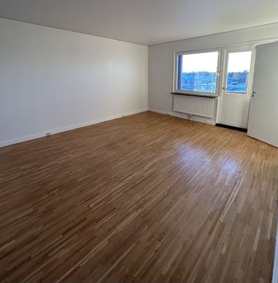 Baldersplan, Sandviken - Photo 1