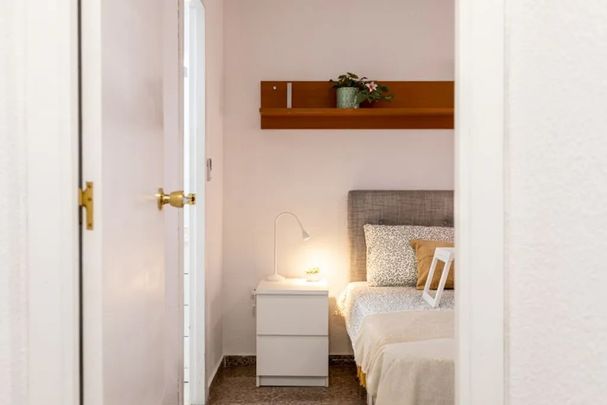 Carrer del Beat Joan Grande, Valencia, Valencian Community 46011 - Photo 1