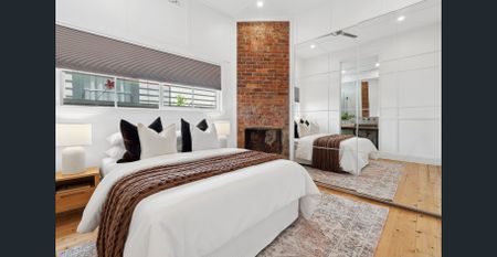 Renovated Beauty, Steps from Pakington Street - Photo 3